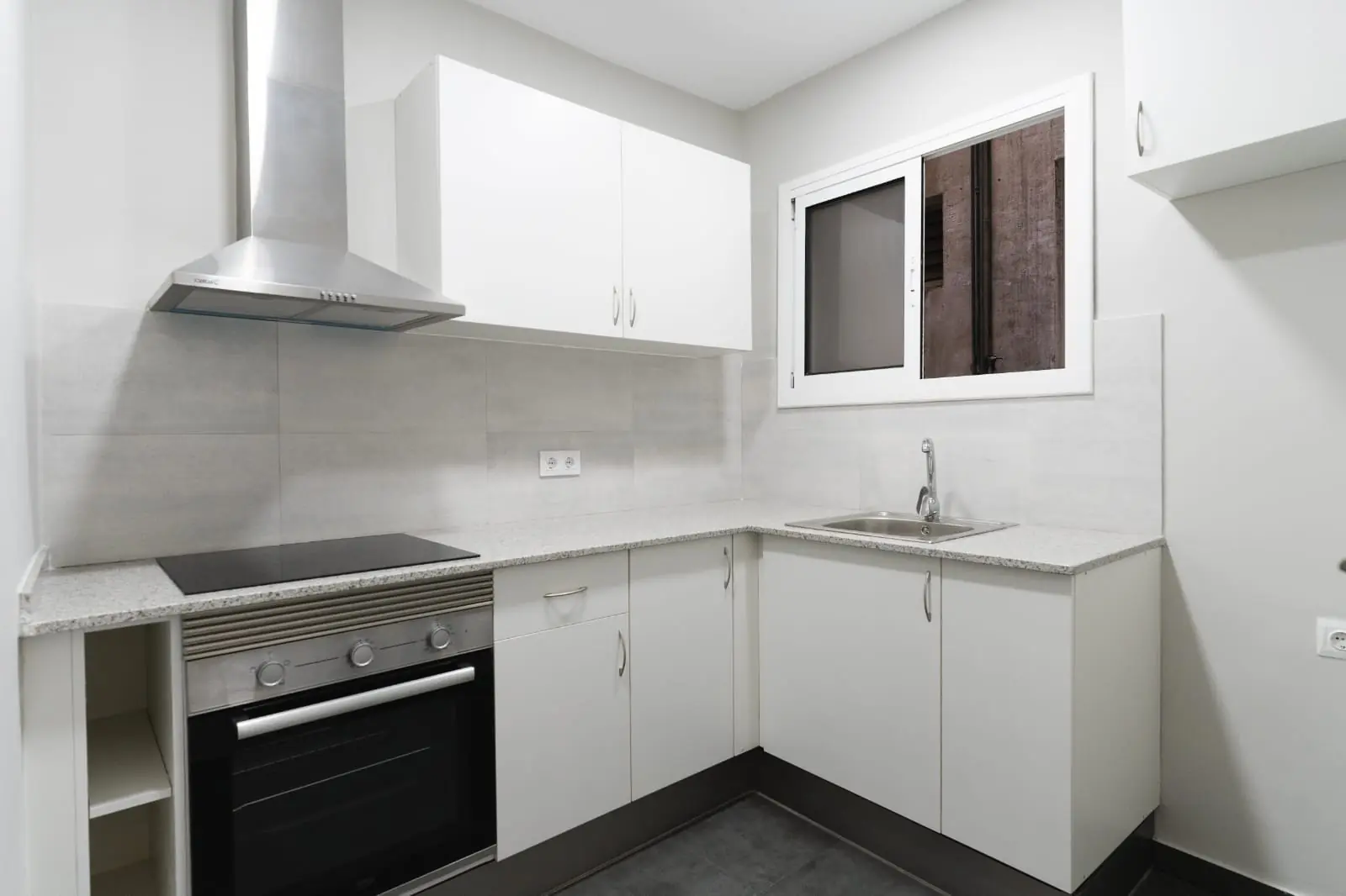 Kitchen 2