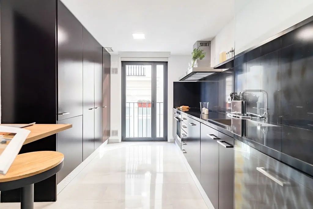 Kitchen 1