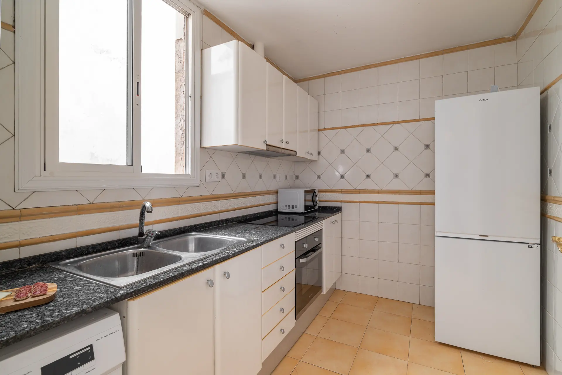 Kitchen 1