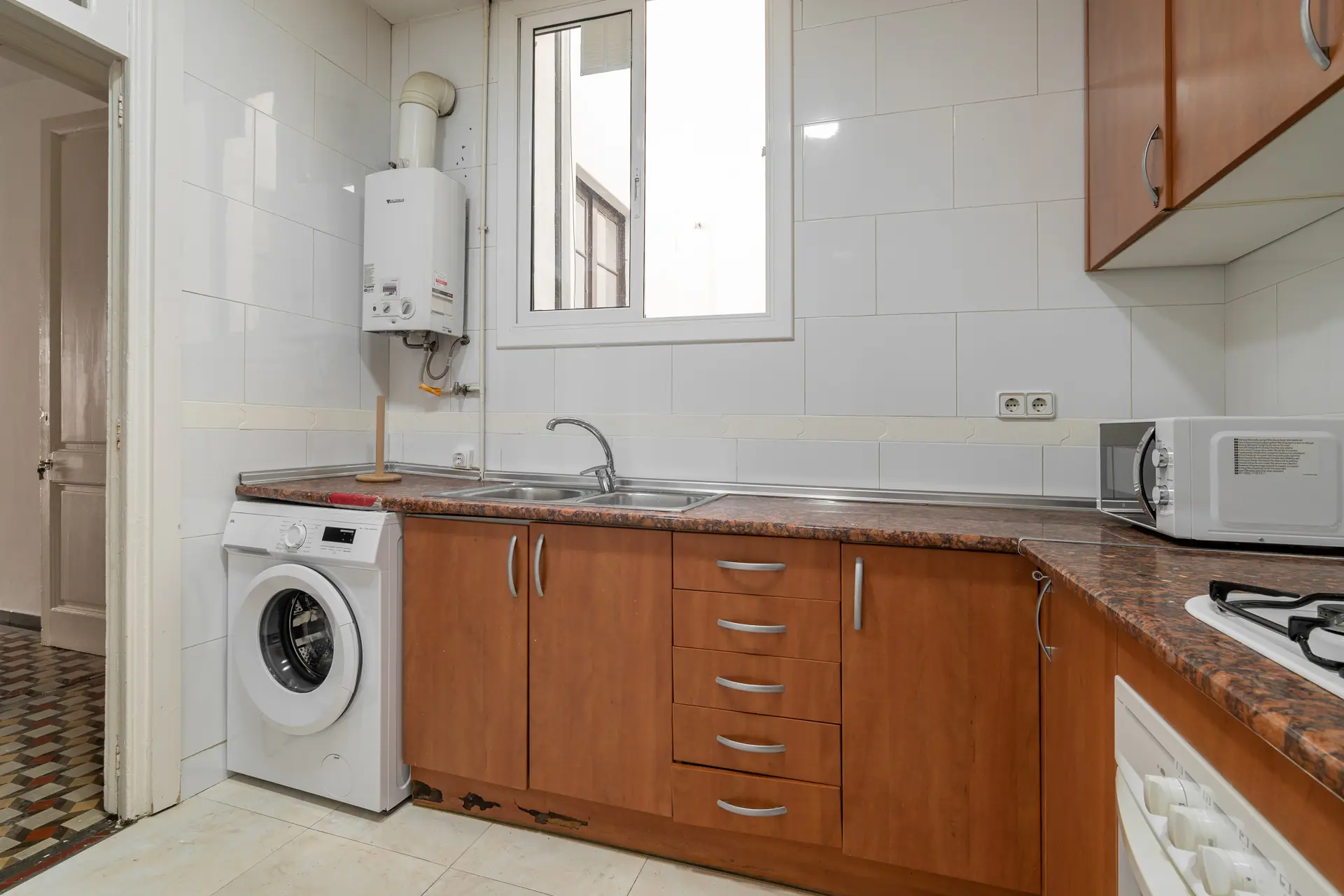 Kitchen 5