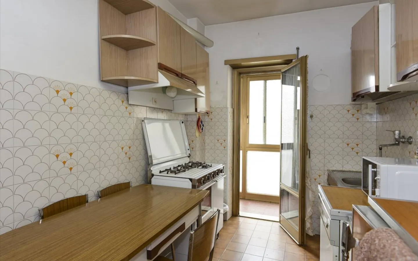 Kitchen 4