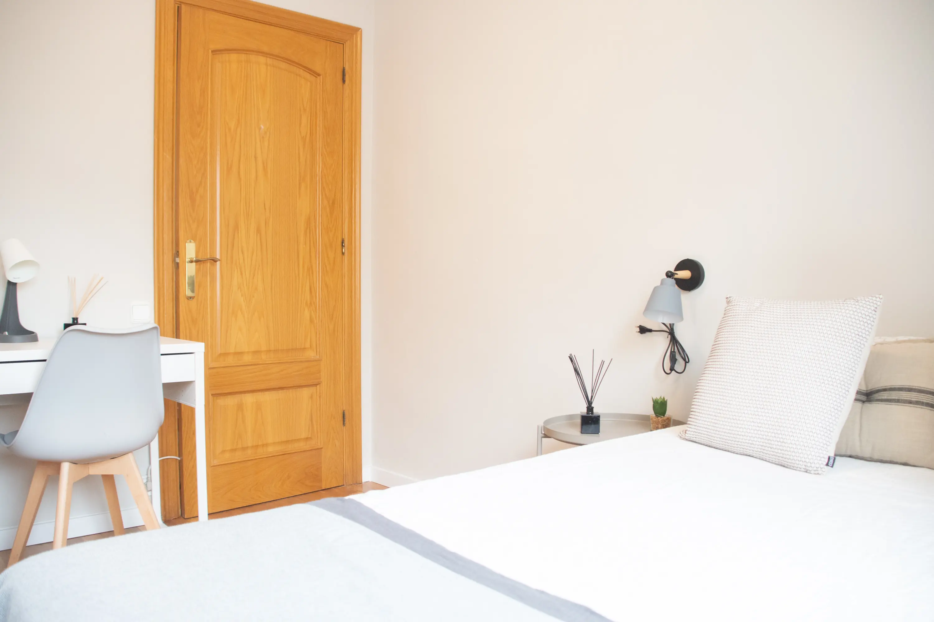 Private room in Barcelona photo 2