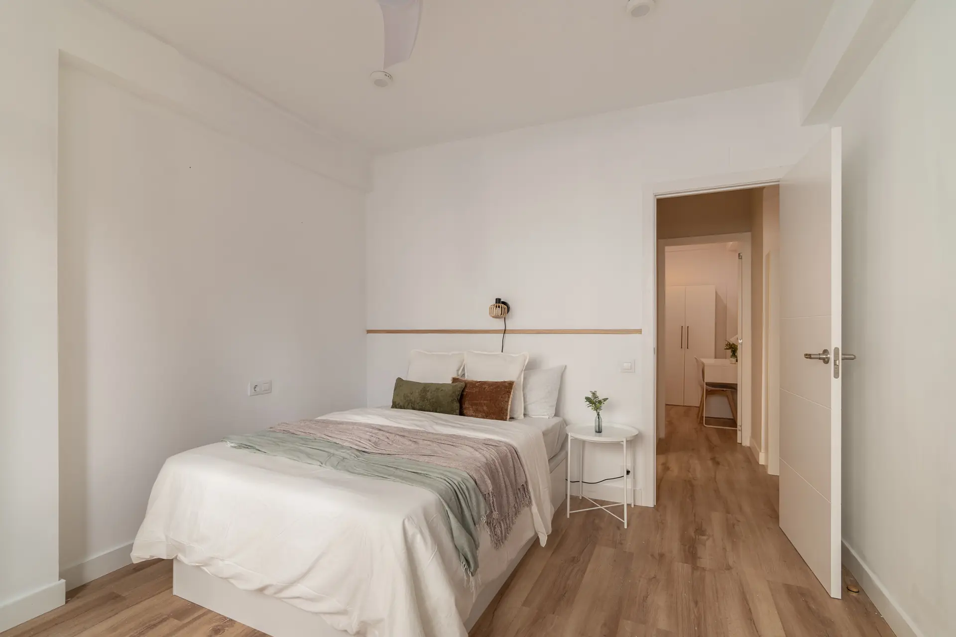 Private room in Barcelona photo 2