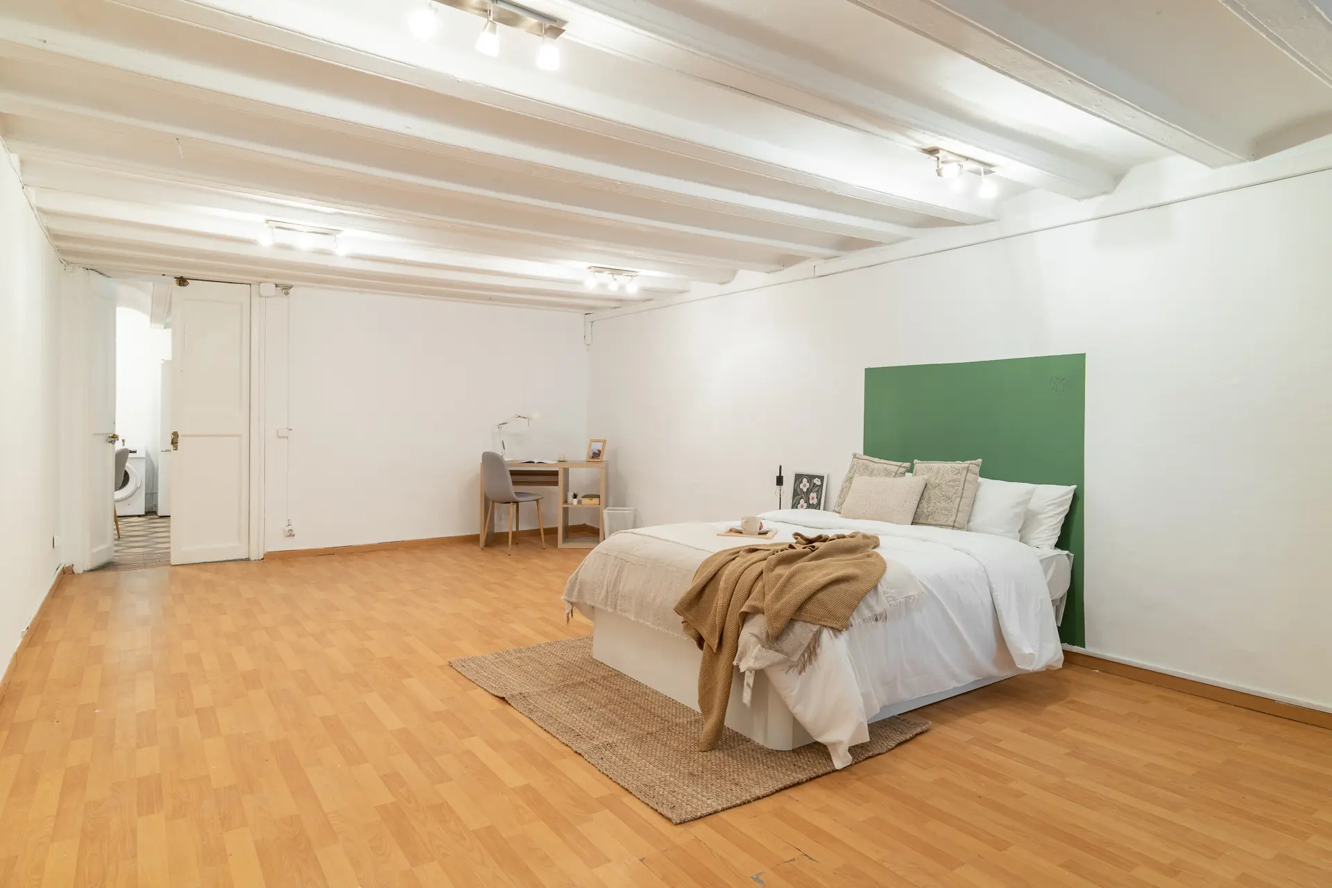Private room in Barcelona photo 2