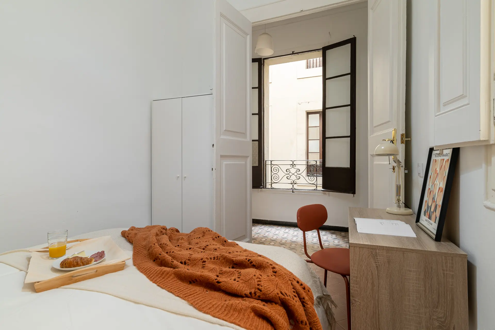 Private room in Barcelona photo 2