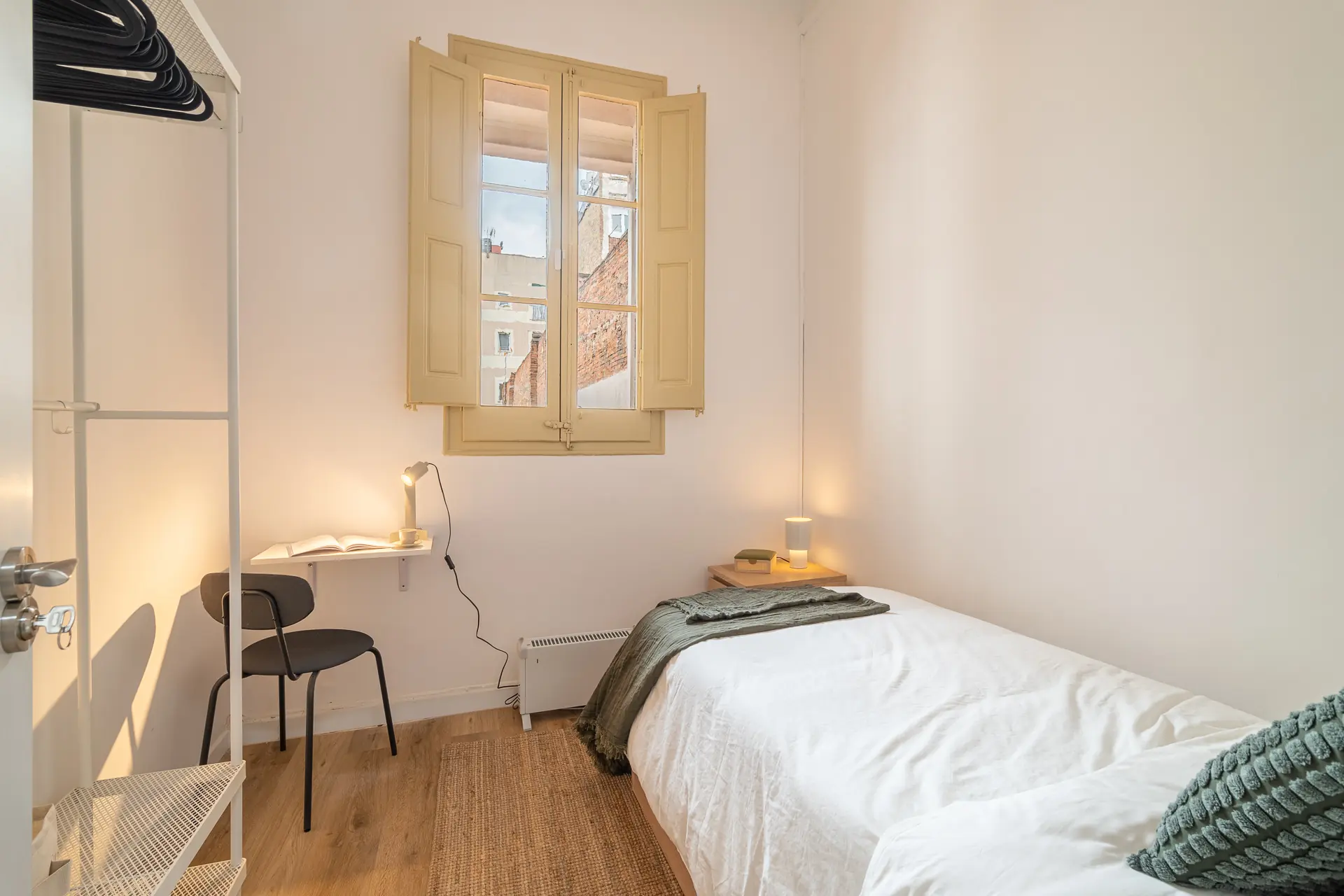 Private room in Barcelona photo 3