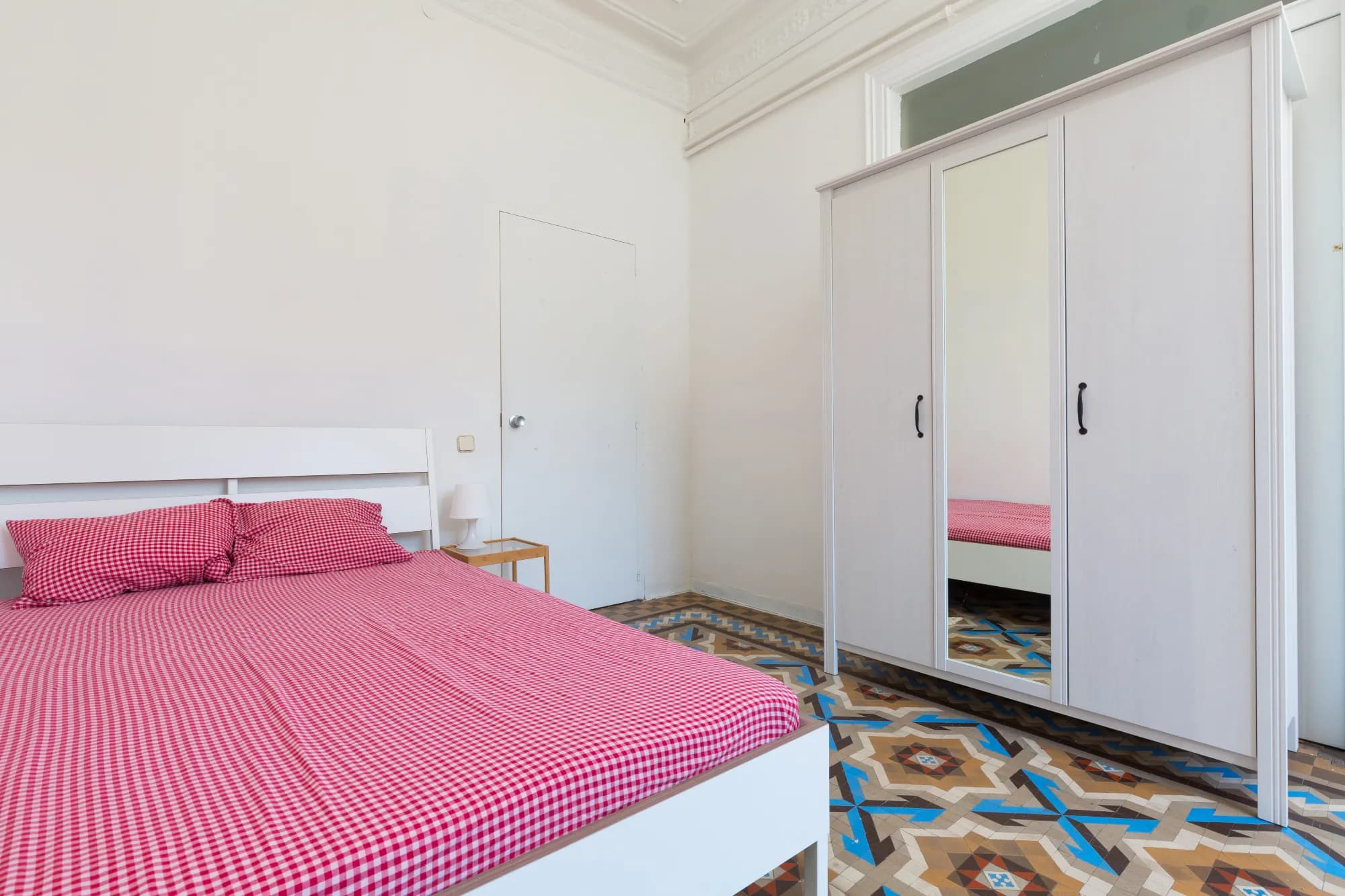 Private room in Barcelona photo 3