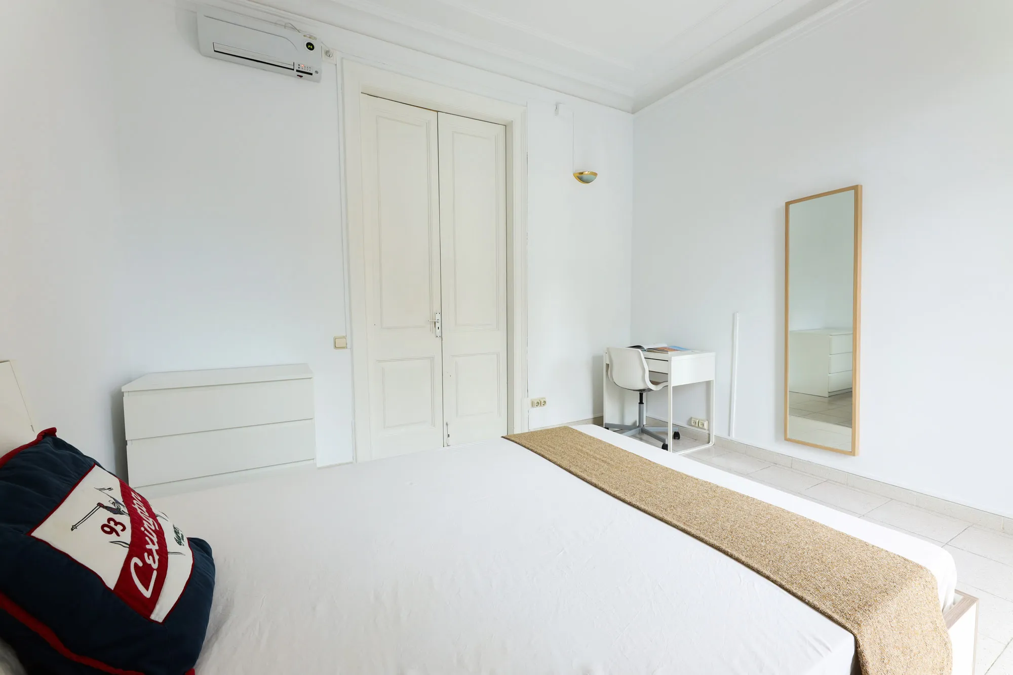 Private room in Barcelona photo 4
