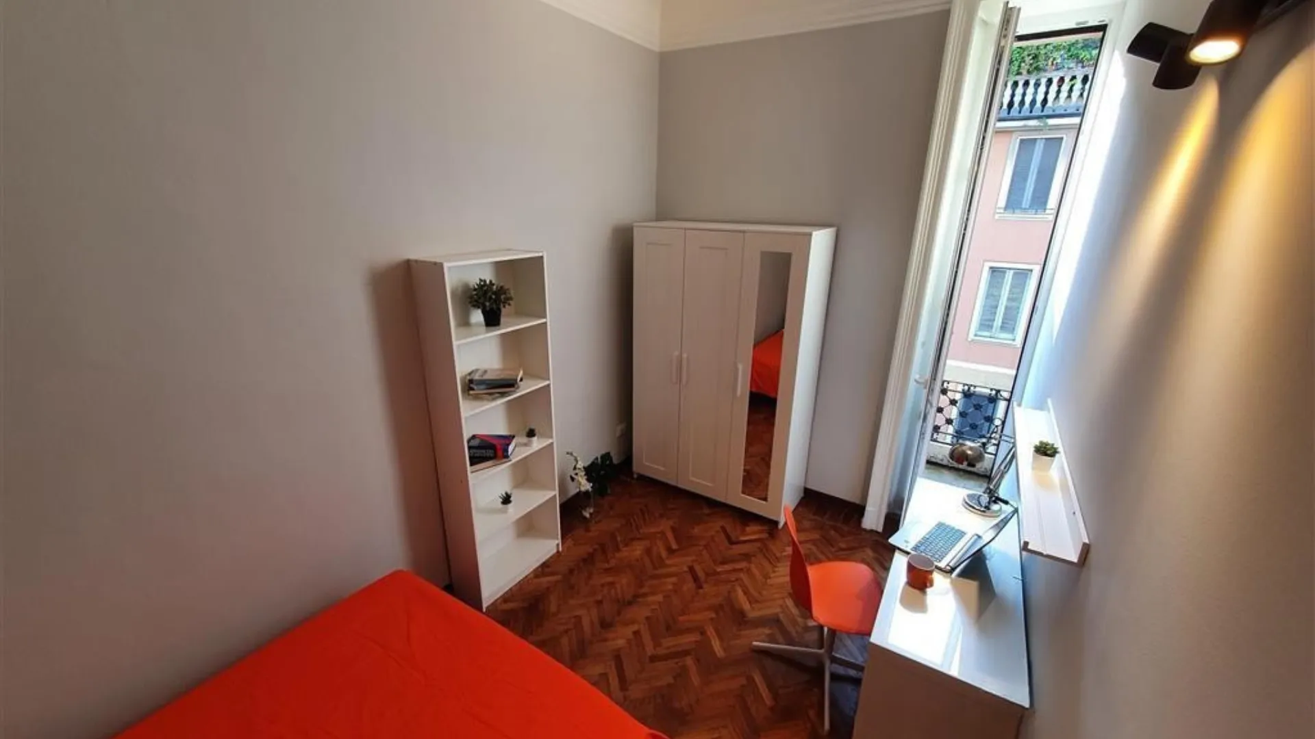 Room in Milan