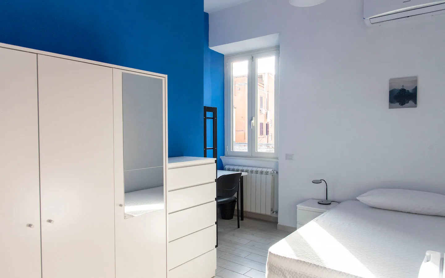 Room in Rome