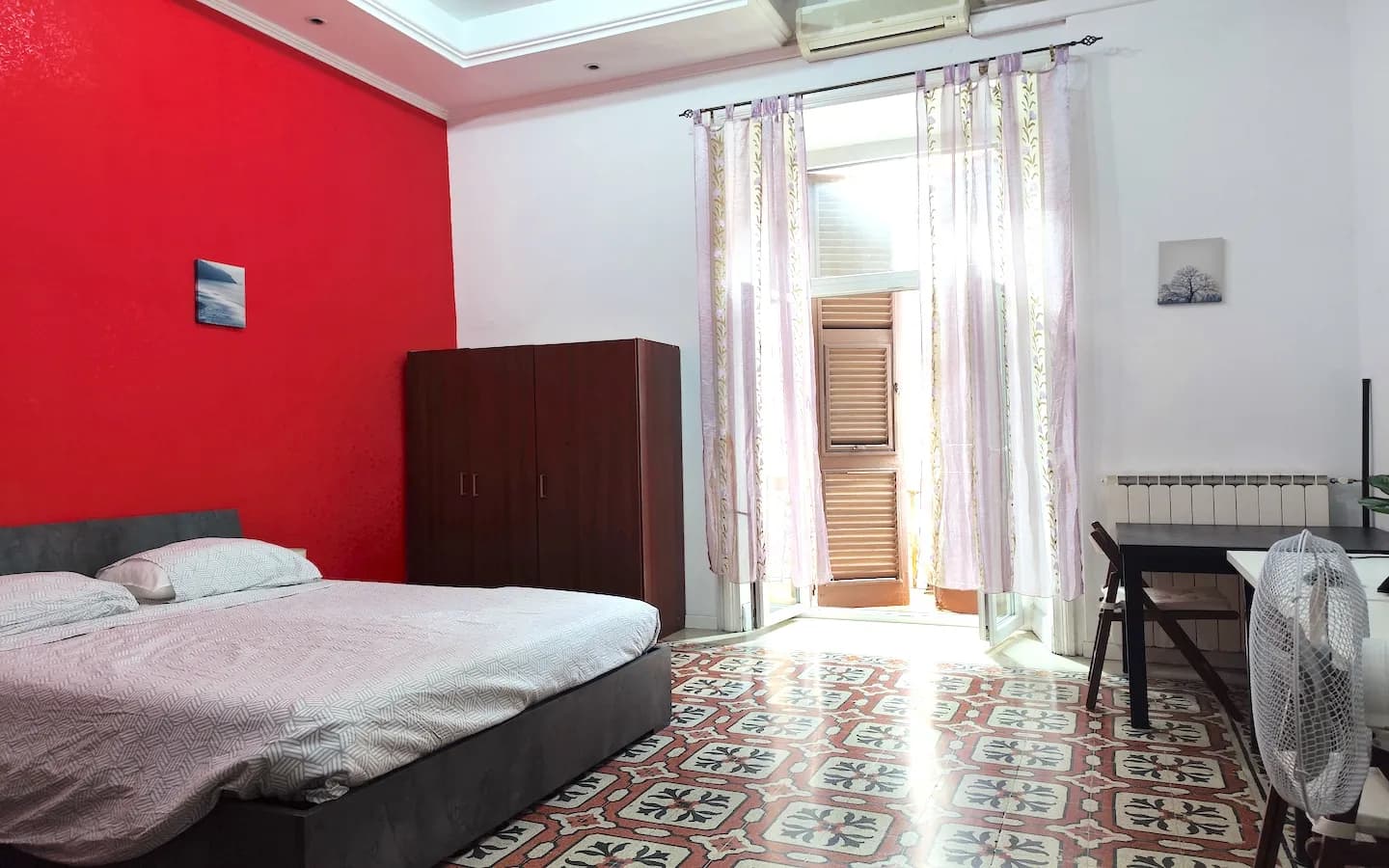 Room in Rome